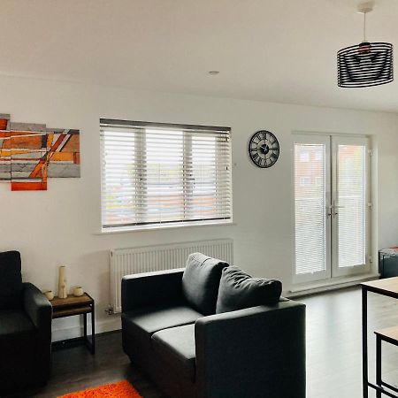 Spacious Newly Built Apartment Rhos On Sea, Colwyn Bay Exterior photo